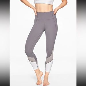 Athleta Colorblock Salutation 7/8 Tight SIZE M